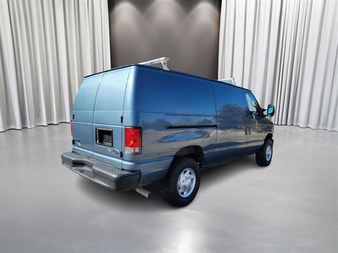 Used 2014 Ford E-350 and Econoline 350 Super Duty w/ Insulation Package image 3
