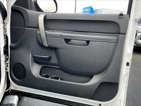 Used 2013 Chevrolet Silverado 1500 LT image 21