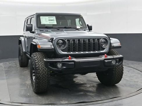 Used 2026 Jeep Wrangler Unlimited Rubicon AWD/4WD image 12