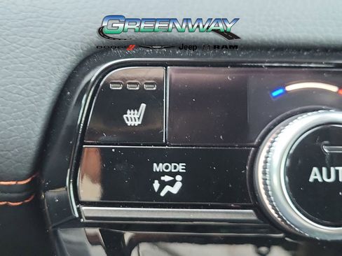 Used 2024 Honda Pilot TrailSport image 25