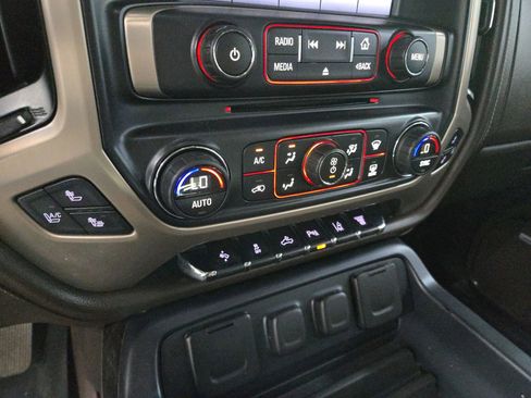 Used 2015 GMC Sierra 3500 Denali w/ Duramax Plus Package image 25