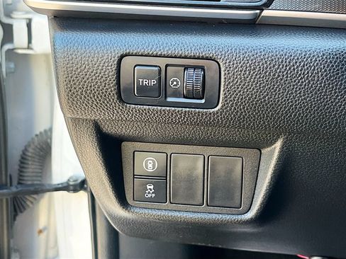 Used 2021 Honda Accord Sport image 10