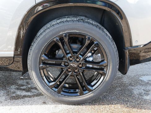 New 2026 Chevrolet Traverse High Country image 3