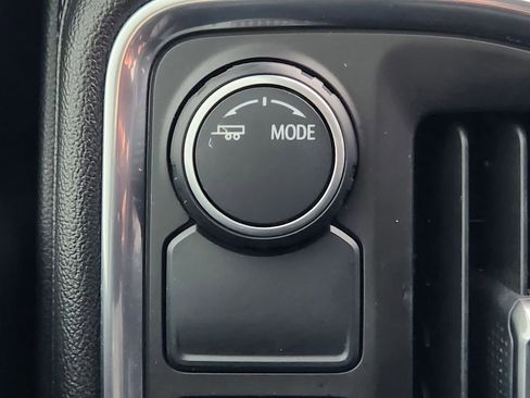 Used 2020 Chevrolet Silverado 1500 LT w/ Texas Edition image 22