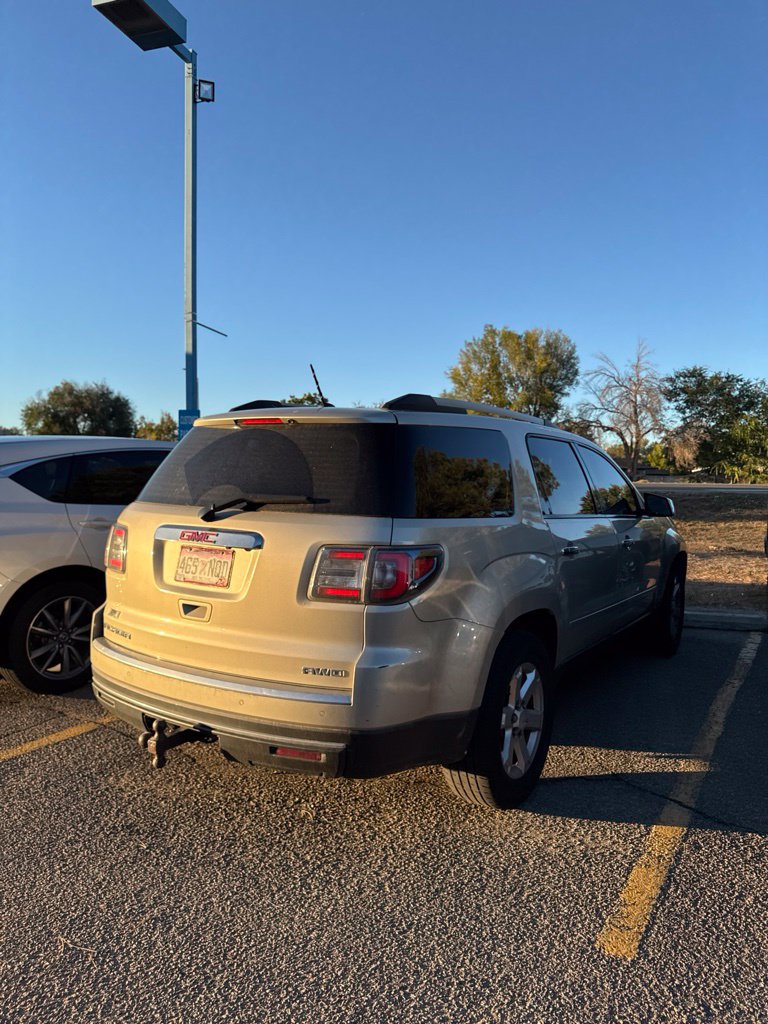 Used 2014 GMC Acadia SLE AWD/4WD image 4