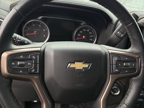 Used 2023 Chevrolet Silverado 2500 High Country w/ Safety Package II image 8