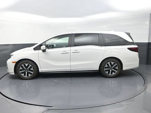 Used 2025 Honda Odyssey EX-L image 4
