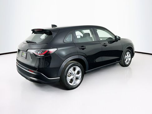 Used 2025 Honda HR-V LX image 9