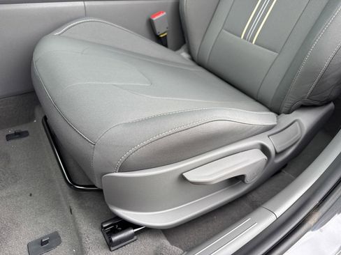 New 2026 Hyundai Elantra Sport FWD image 11