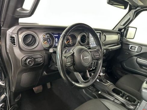 Used 2021 Jeep Wrangler Unlimited Sport image 13