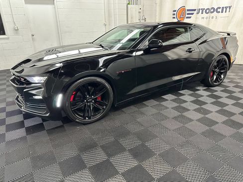 Used 2022 Chevrolet Camaro SS w/ Redline Edition RWD image 5