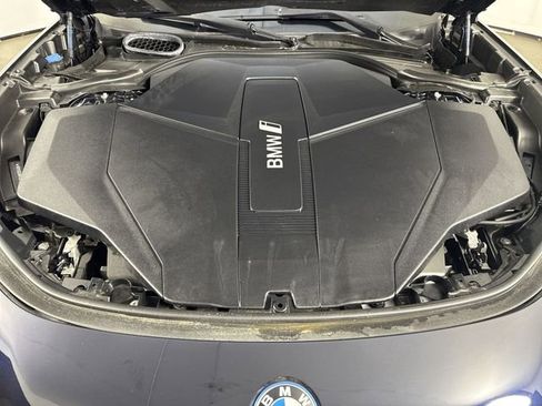 Used 2023 BMW i7 xDrive60 AWD/4WD image 26