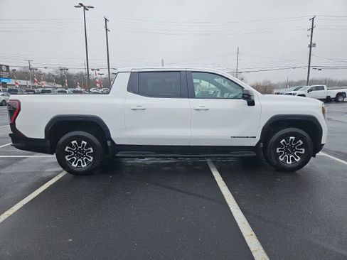 New 2026 GMC Sierra EV Elevation image 6