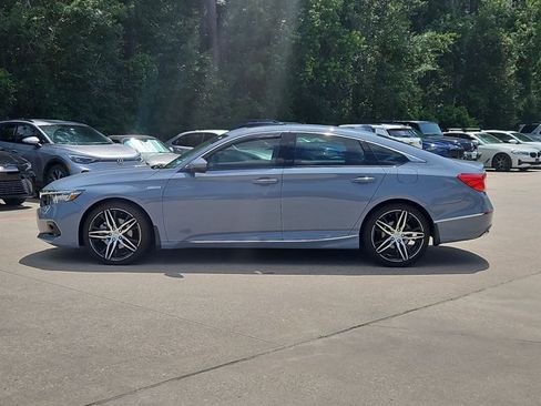 Used 2021 Honda Accord Touring image 9