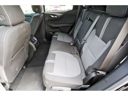 Used 2025 Chevrolet Blazer LT AWD/4WD image 7