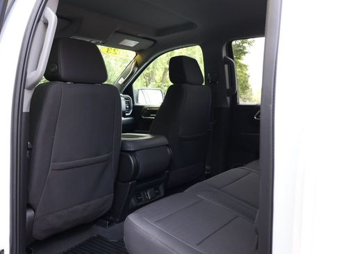 Used 2023 Chevrolet Silverado 1500 LT AWD/4WD image 43