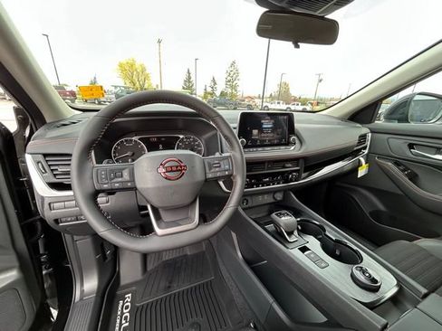 New 2026 Nissan Rogue SV AWD/4WD image 23