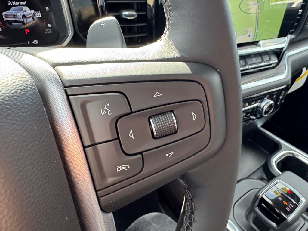 Used 2026 GMC Sierra 1500 SLT w/ SLT Convenience Package AWD/4WD image 32