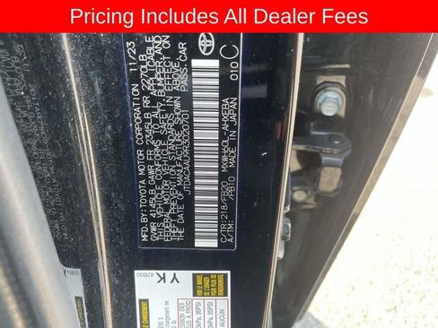 Used 2024 Toyota Prius LE FWD image 36