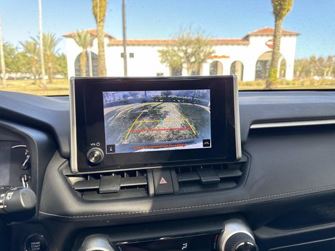 Used 2023 Toyota RAV4 XLE image 27