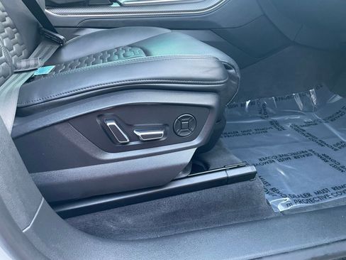 Used 2022 Audi RS Q8 4.0T image 41