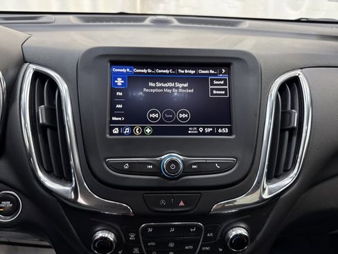 Used 2023 Chevrolet Equinox LT image 21