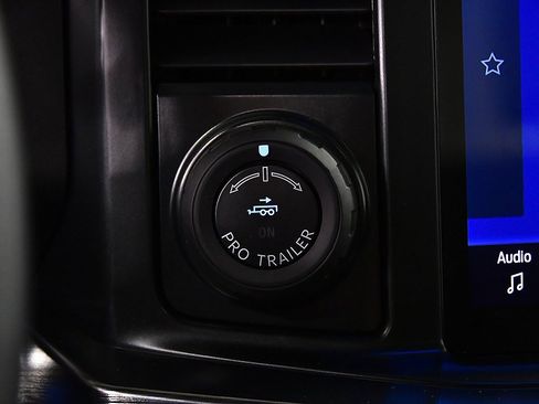 New 2025 Ford F250 Lariat w/ Lariat Ultimate Package image 29