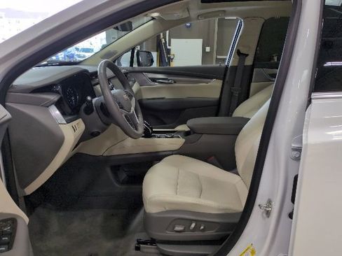 Used 2024 Cadillac XT5 Premium Luxury AWD/4WD image 14