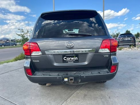 Used 2013 Toyota Land Cruiser AWD/4WD image 8
