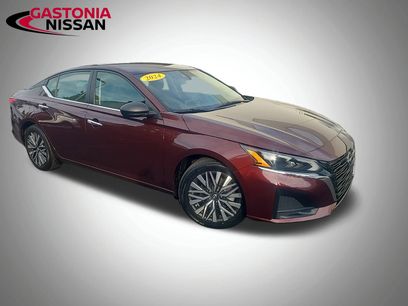 Used 2024 Nissan Altima 2.5 SV
