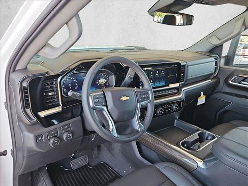 New 2026 Chevrolet Silverado 2500 LT AWD/4WD image 3