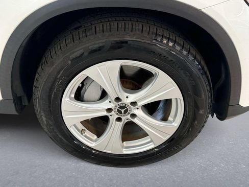 Used 2018 Mercedes-Benz GLC 300 4MATIC image 8