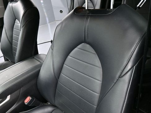 Used 2022 Toyota Highlander XLE FWD image 15
