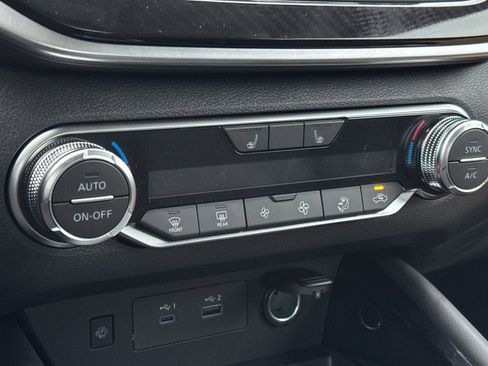 New 2025 Nissan Altima 2.5 SR w/ SR Premium Package image 16