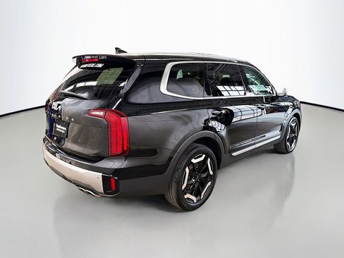 Used 2023 Kia Telluride S w/ S Sunroof Package image 9