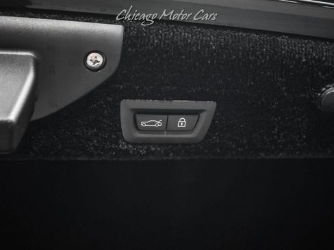 Used 2018 Rolls-Royce Wraith image 52