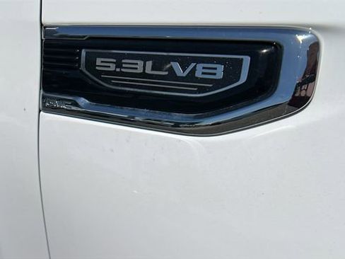 Used 2023 GMC Sierra 1500 SLE AWD/4WD image 9