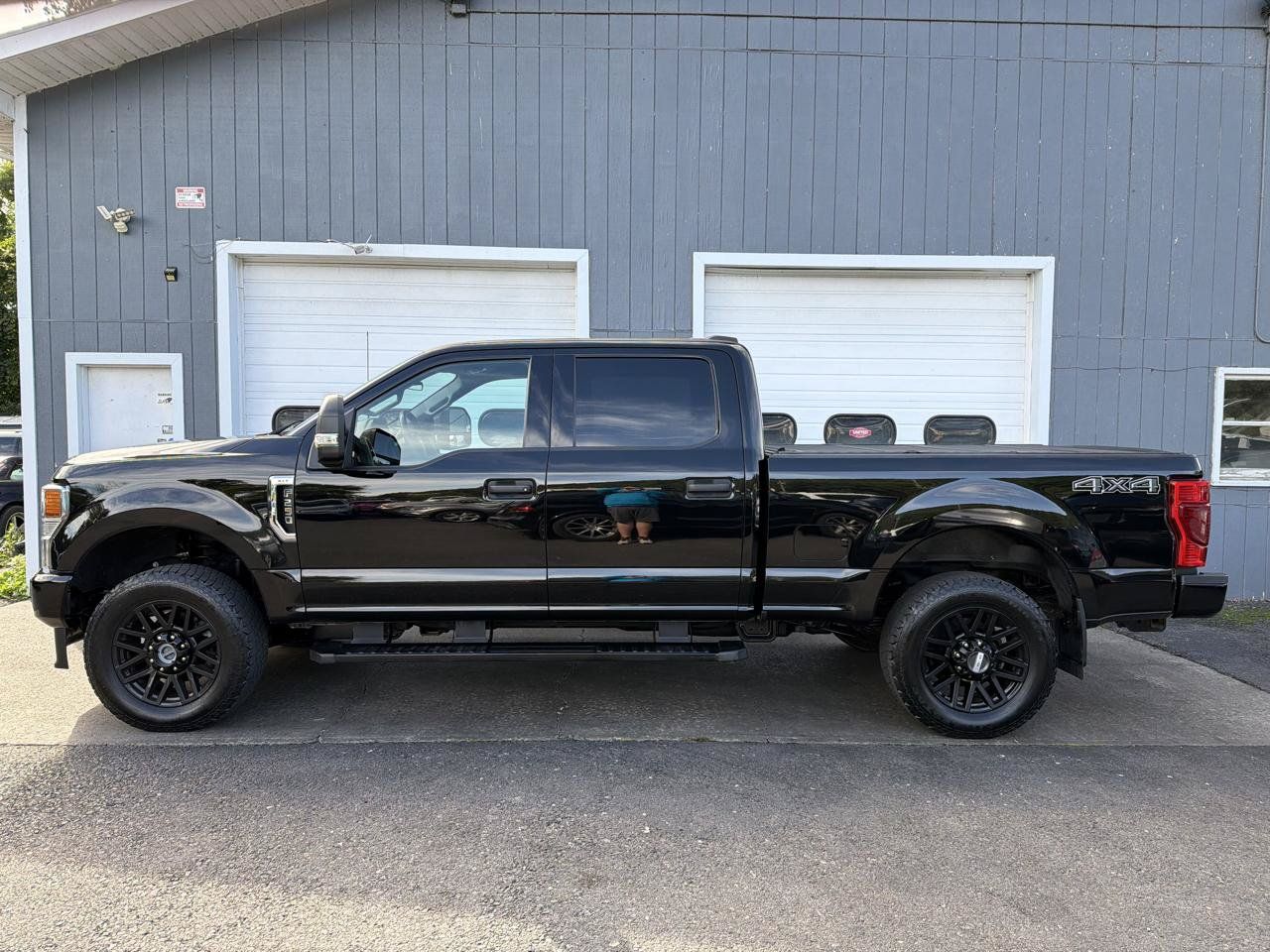 Used 2022 Ford F250 XLT w/ Black Appearance Package AWD/4WD image 7