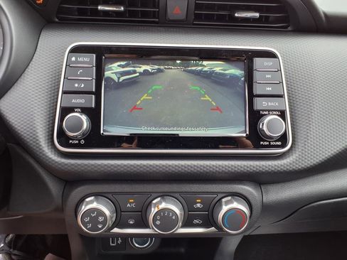 New 2025 Nissan Kicks Play S image 10