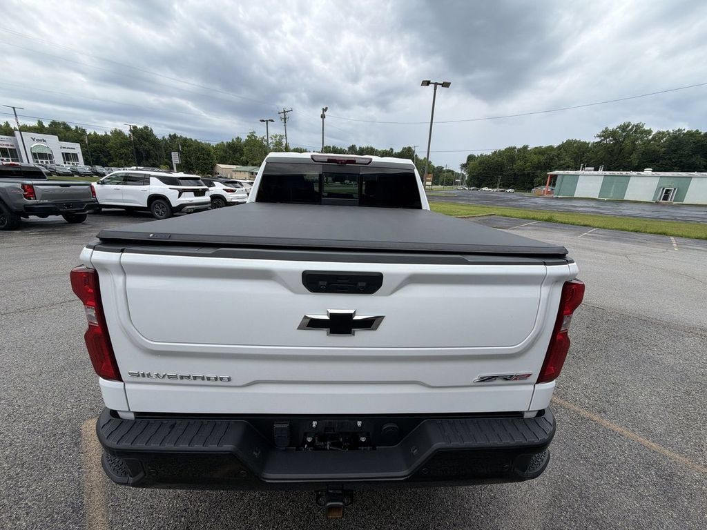 Used 2022 Chevrolet Silverado 1500 ZR2 w/ Technology Package AWD/4WD image 27