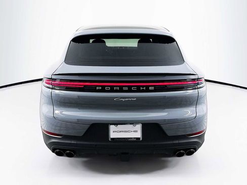 New 2026 Porsche Cayenne Coupe AWD/4WD image 10