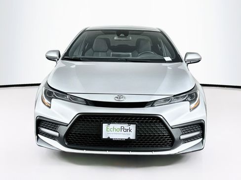 Used 2020 Toyota Corolla SE w/ Carpet Mat Package (TMS) FWD image 2