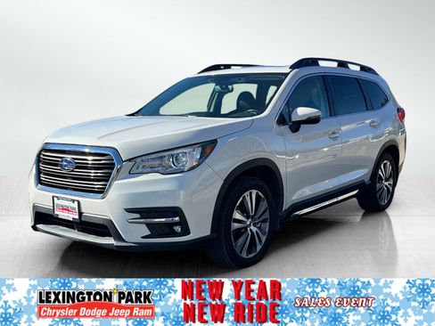 Used 2020 Subaru Ascent Limited w/ Technology Package image 2