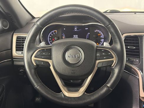 Used 2017 Jeep Grand Cherokee Limited AWD/4WD image 26
