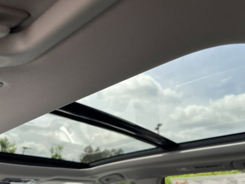 New 2026 Toyota Grand Highlander AWD image 25