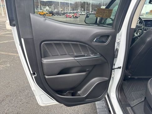 Used 2021 GMC Canyon Denali image 20