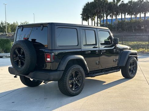 Used 2021 Jeep Wrangler Unlimited Sport AWD/4WD image 11