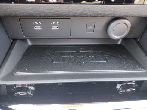 New 2026 Mitsubishi Outlander SE image 23