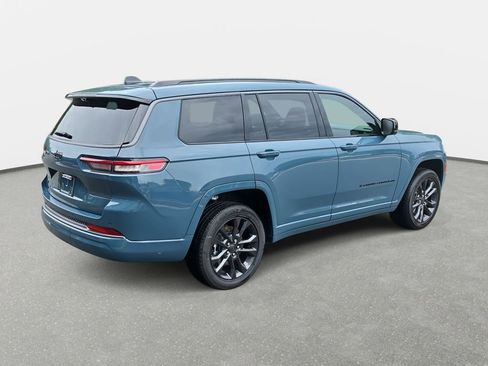 New 2026 Jeep Grand Cherokee L Limited AWD/4WD image 5