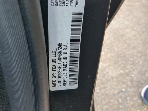 Used 2022 RAM 1500 Laramie AWD/4WD image 29